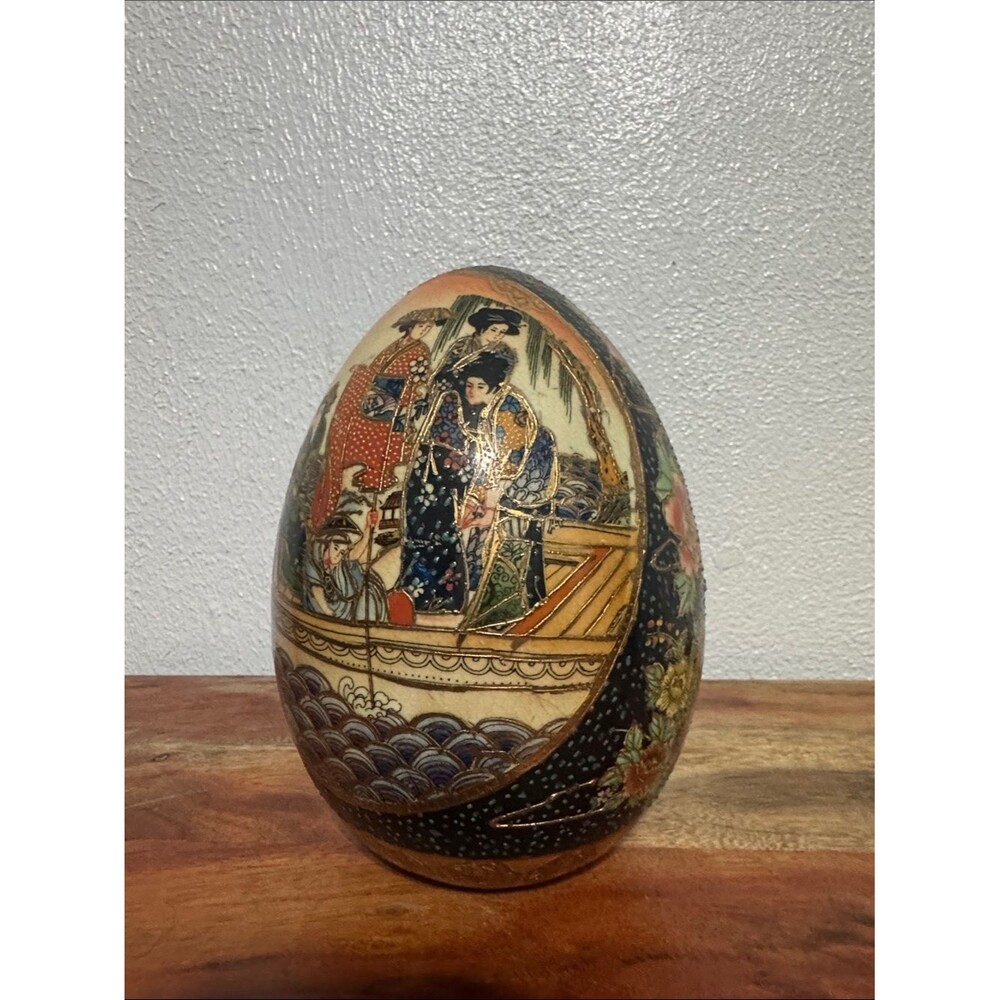 Vintage Japanese Satsuma Porcelain Egg Geisha Boat Scene 6.5” Gold Moriage Decor